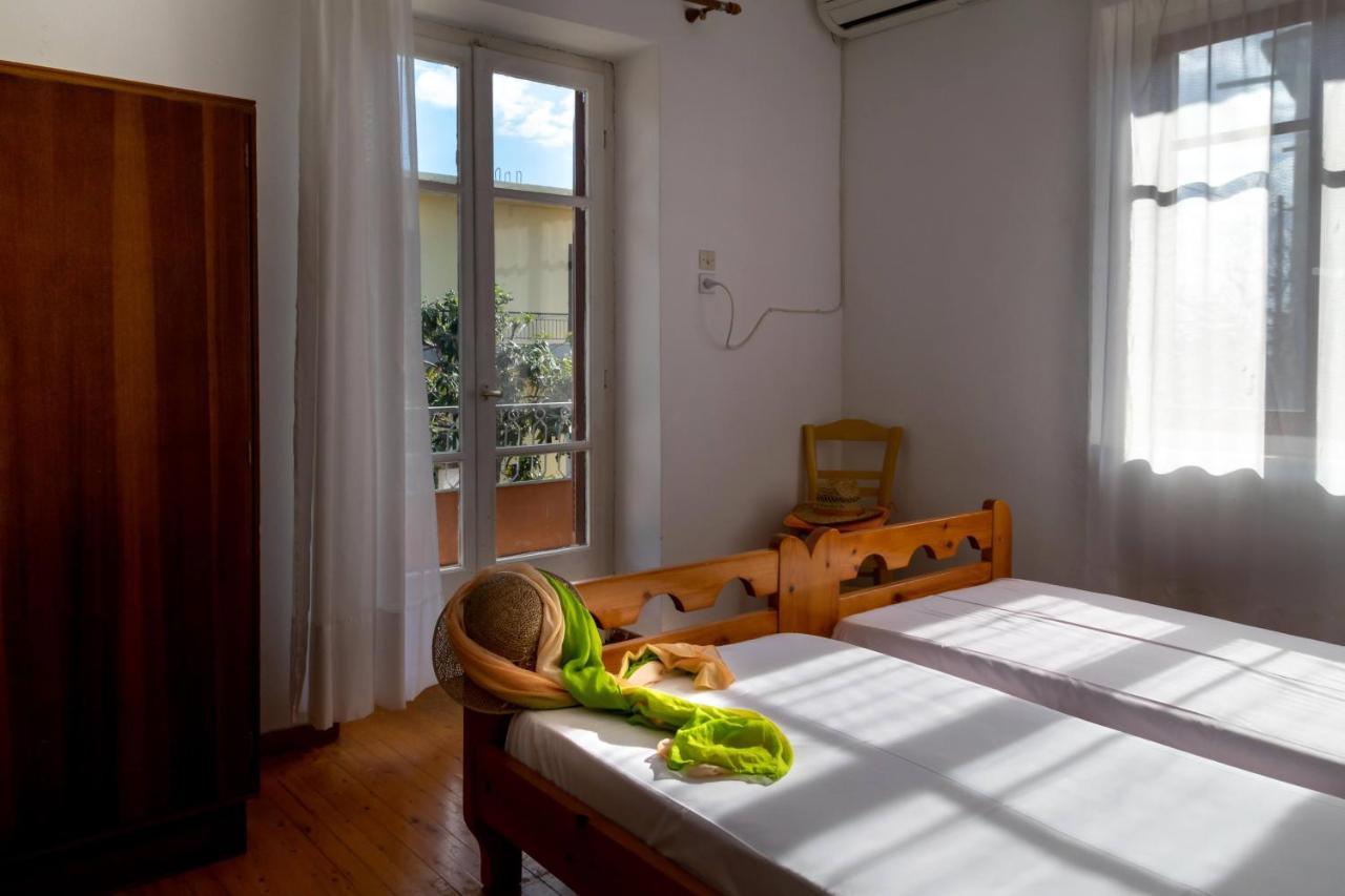 Chrysanthi Apartments Kardhamili Ngoại thất bức ảnh