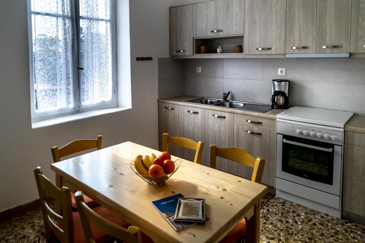 Chrysanthi Apartments Kardhamili Ngoại thất bức ảnh